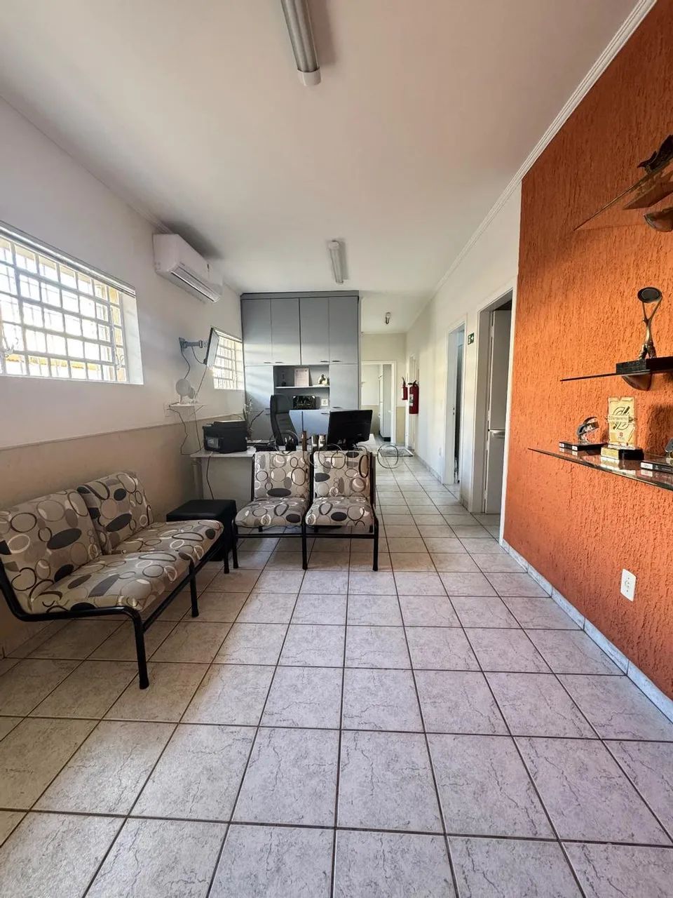 Casa à venda e para alugar em Campinas, Bosque, com 1 quarto, com 201.4 m² - Foto 3