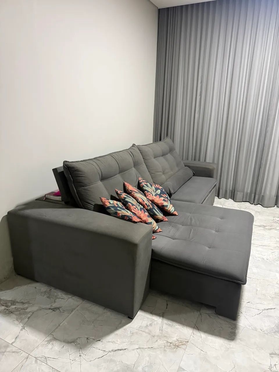 Sofá 3m retrátil e reclinável  - Foto 3