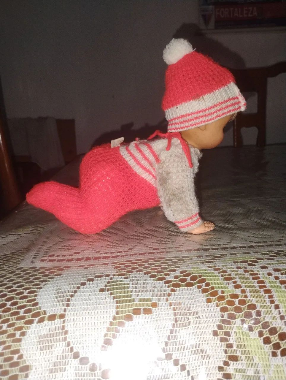 Vendo uma boneca  dos anos 80 da marca troll a boneca que engatinha  - Foto 3