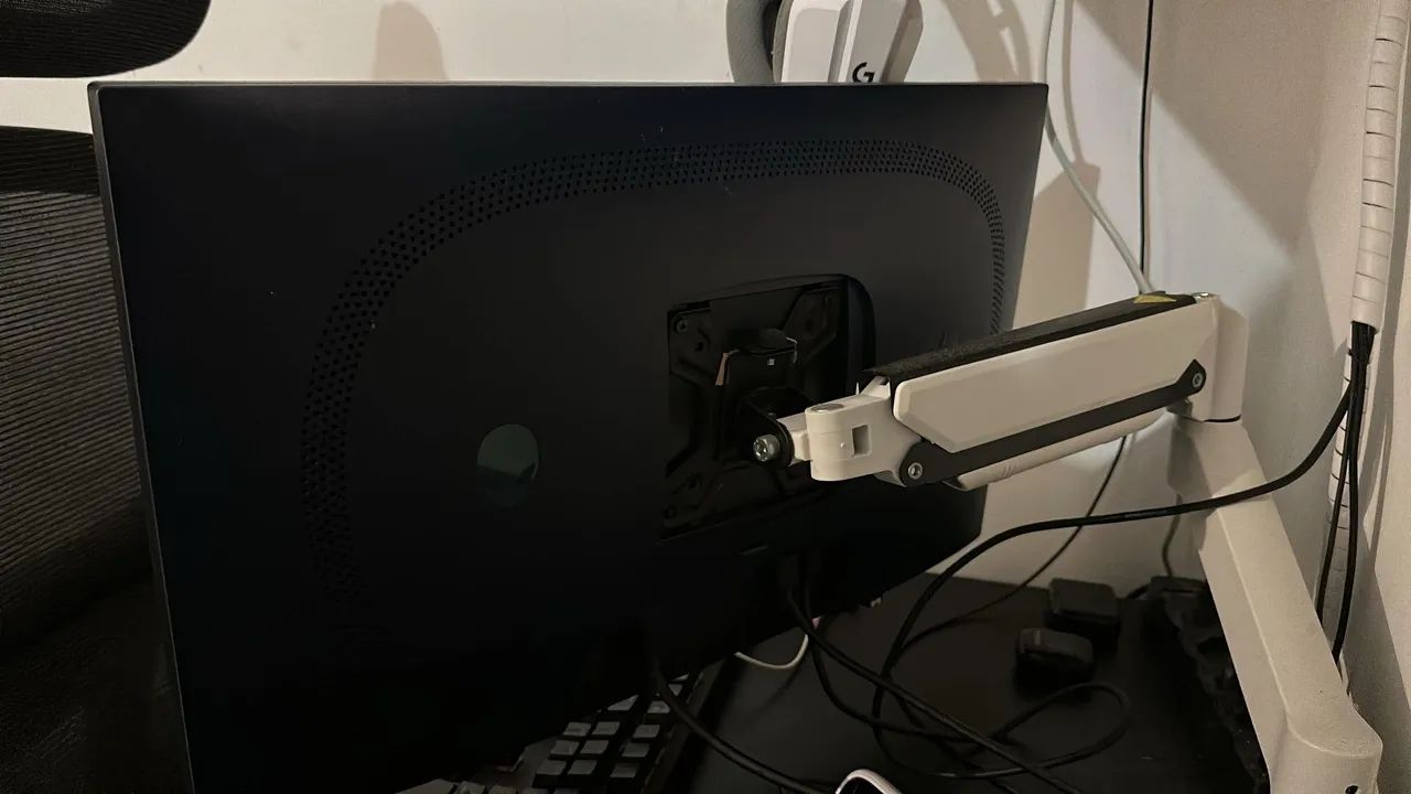 Monitor Alienware 320htz  - Foto 2