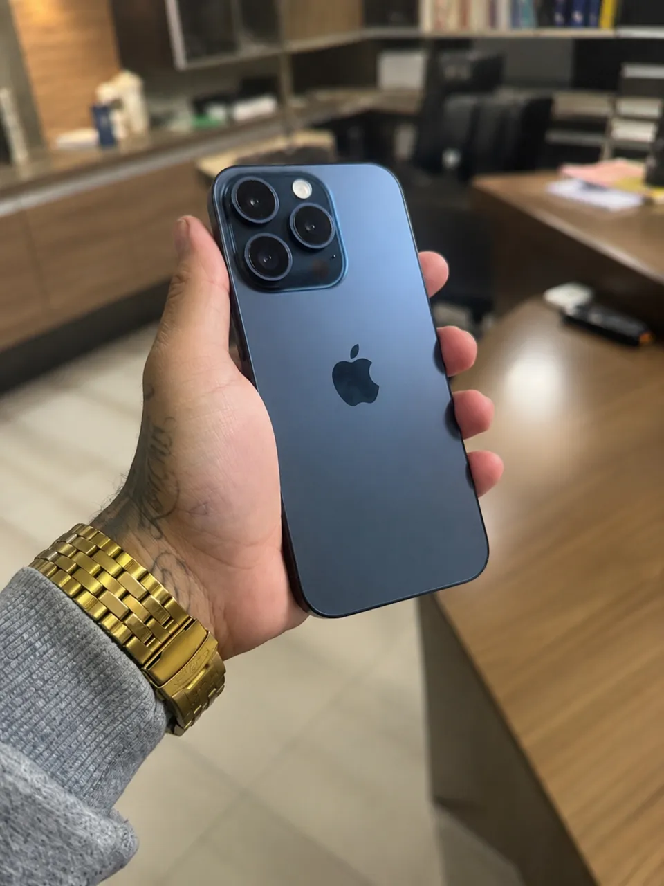 iPhone 15 Pro Max 256gb Black Titanium - Todo original! Muito