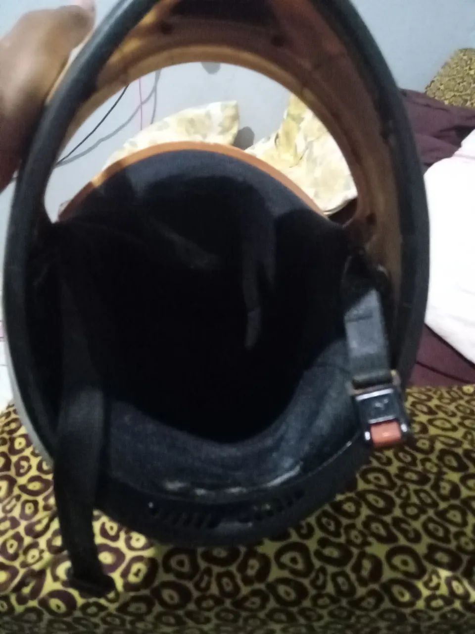 Vendo um capacete