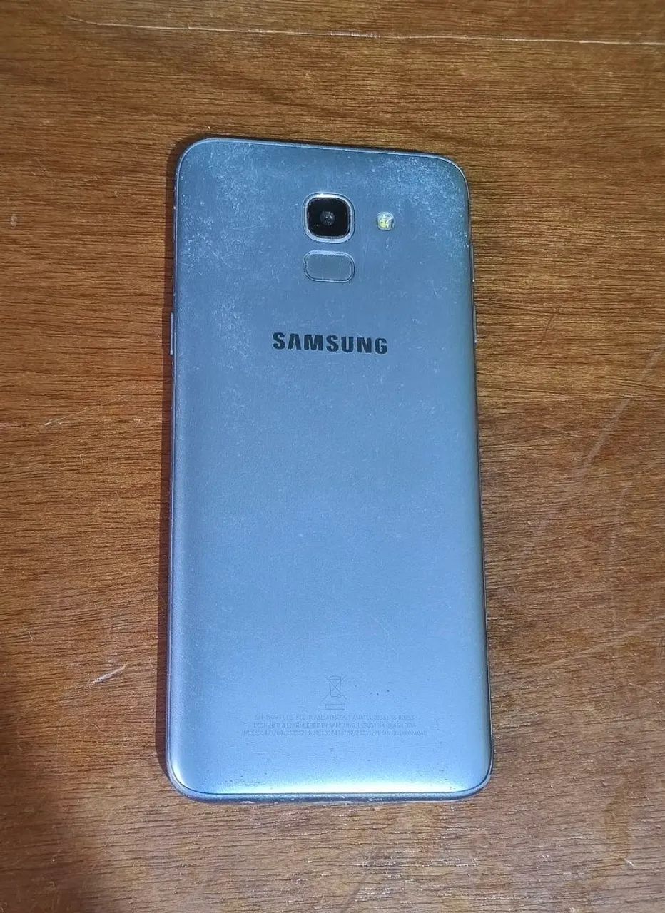 APARELHO CELULAR J6 NORMAL TELA QUEBRADA - Foto 2