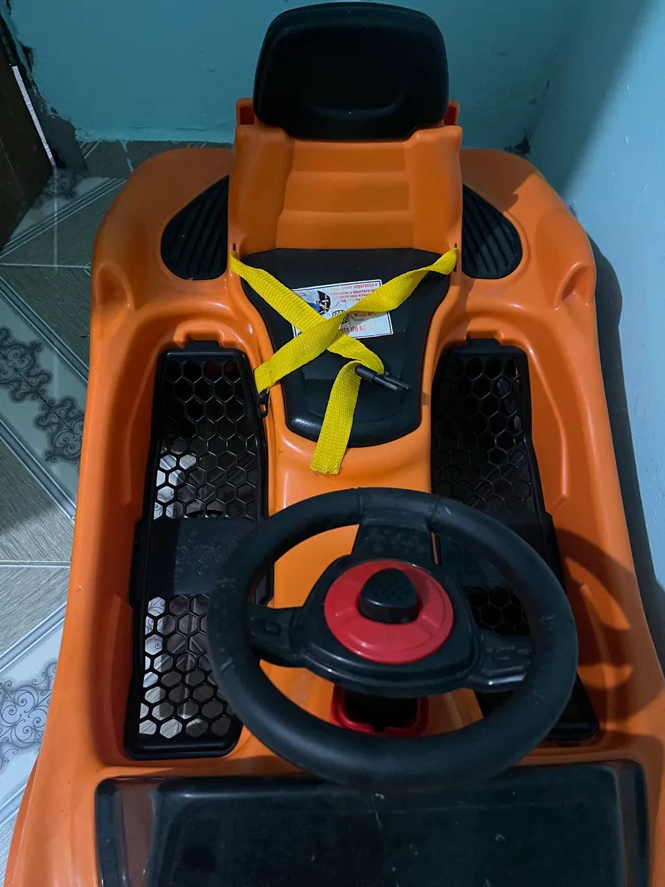 Vendo carro de passeio pouco usado