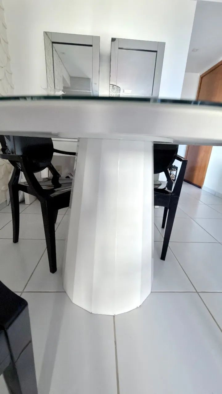 Mesa de jantar + cadeiras + mesa lateral  - Foto 4