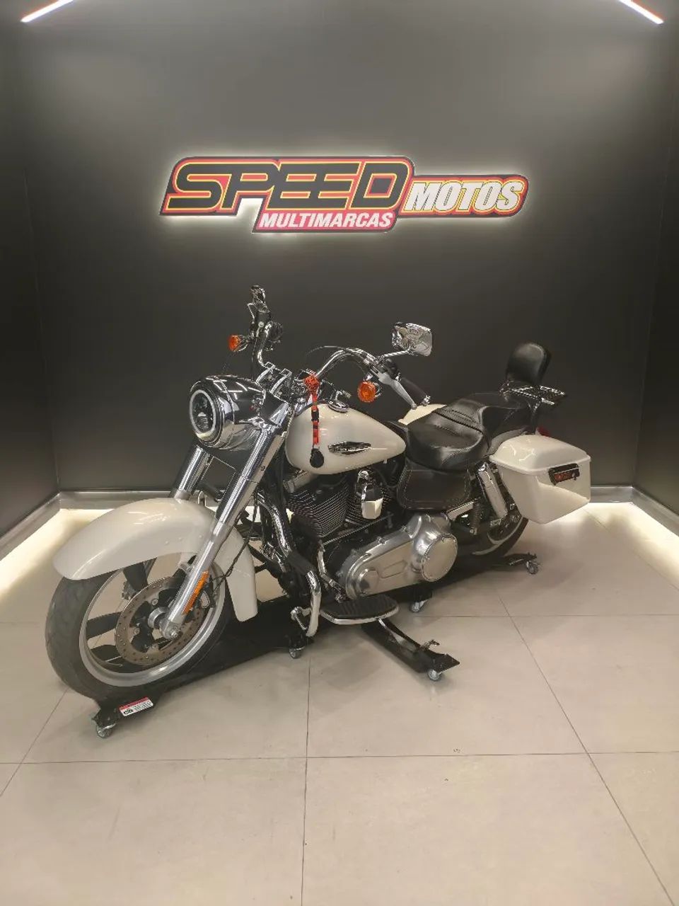 Harley davidson Dyna switchback  - Foto 4