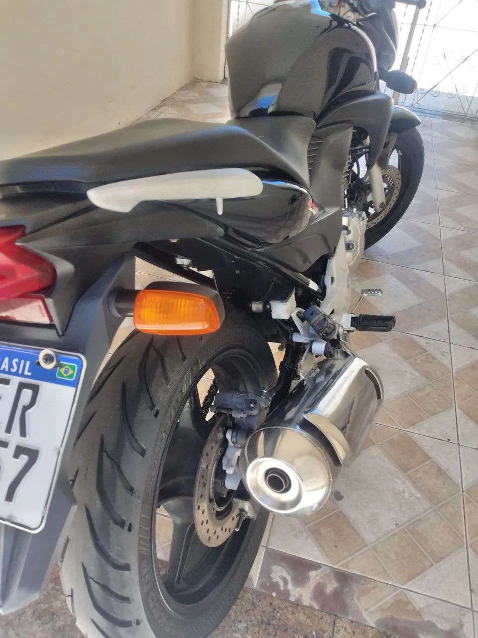 CB 300R  - Foto 2