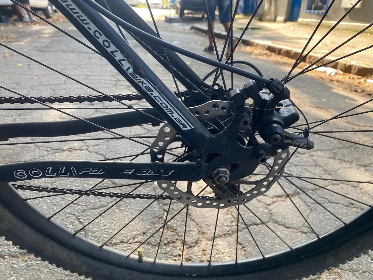 Bicicleta Colli Force One aro 29 - Foto 4