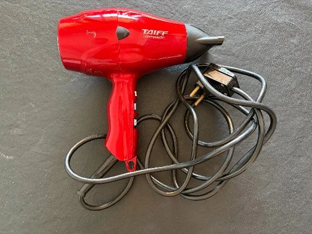 Secador de cabelo Taiff Compact 2000W, funcionando perfeitamente.  - Foto 4