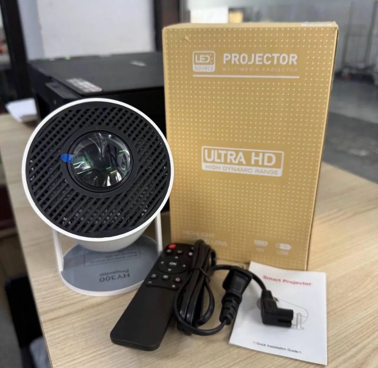 Projetor HD portátil 