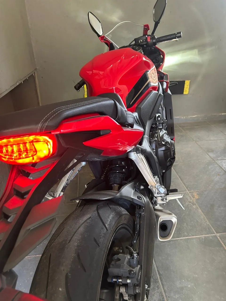 CBR 650R  - Foto 3