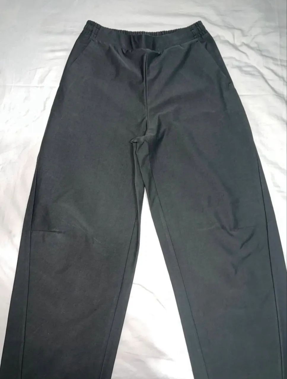 Calça Uniqlo verde PP