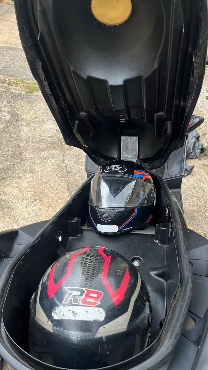 XMAX 250 - Foto 2