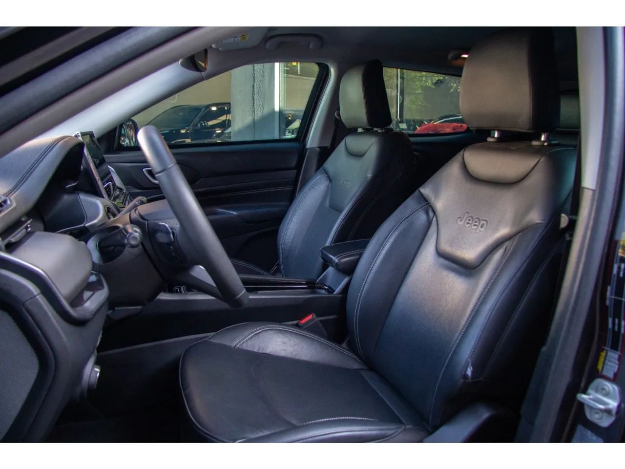 Jeep Compass LONG. T270 1.3 TB 4x2 Flex Aut., foto 13 de 16