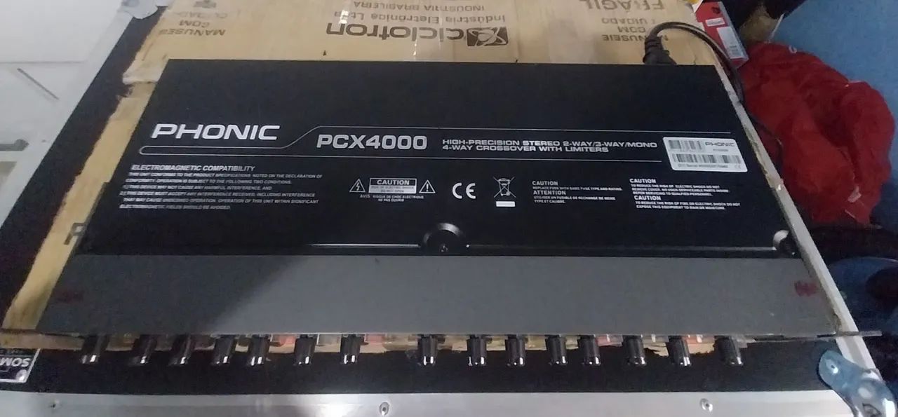 Crossover Phonic Pcx 4000 - Foto 2