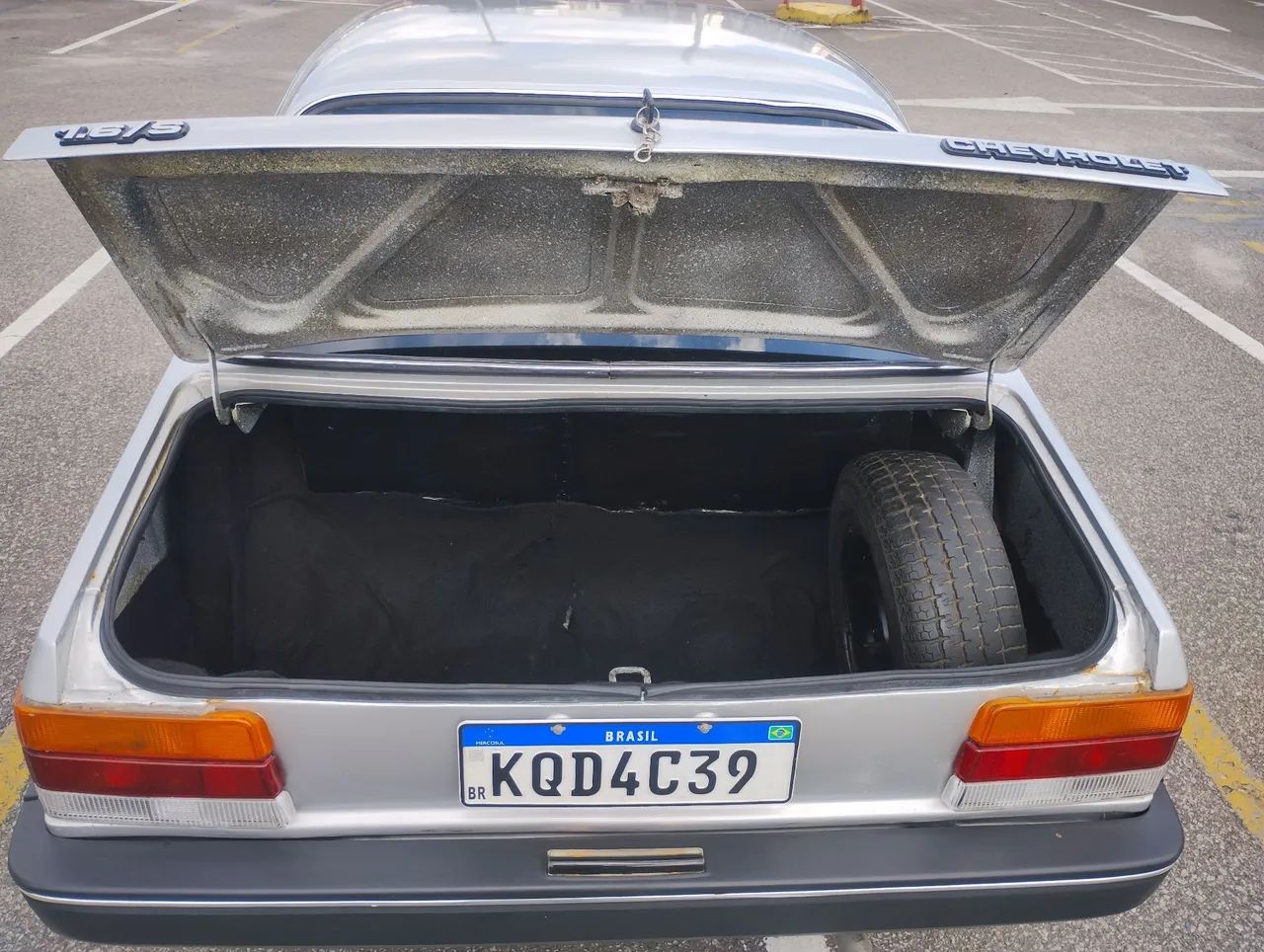 Chevrolet Chevette Chevette L / SL / SL/e / DL / SE 1.6 1990