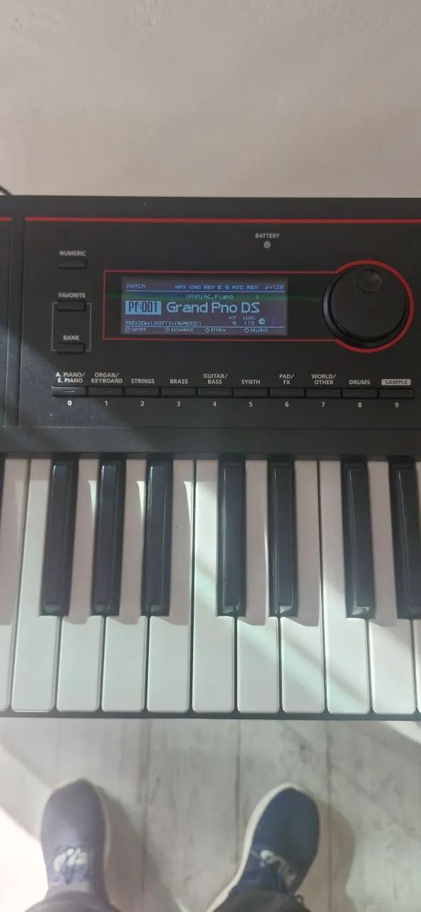 Teclado xps 30 Roland  - Foto 3