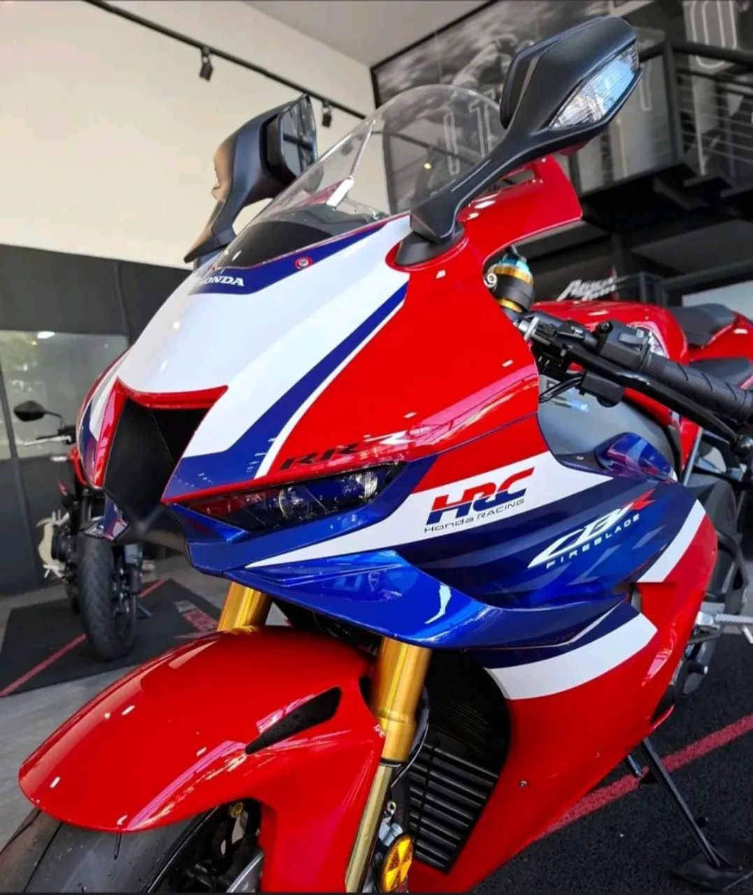 CBR 1000RR-R Fireblade SP - Foto 3