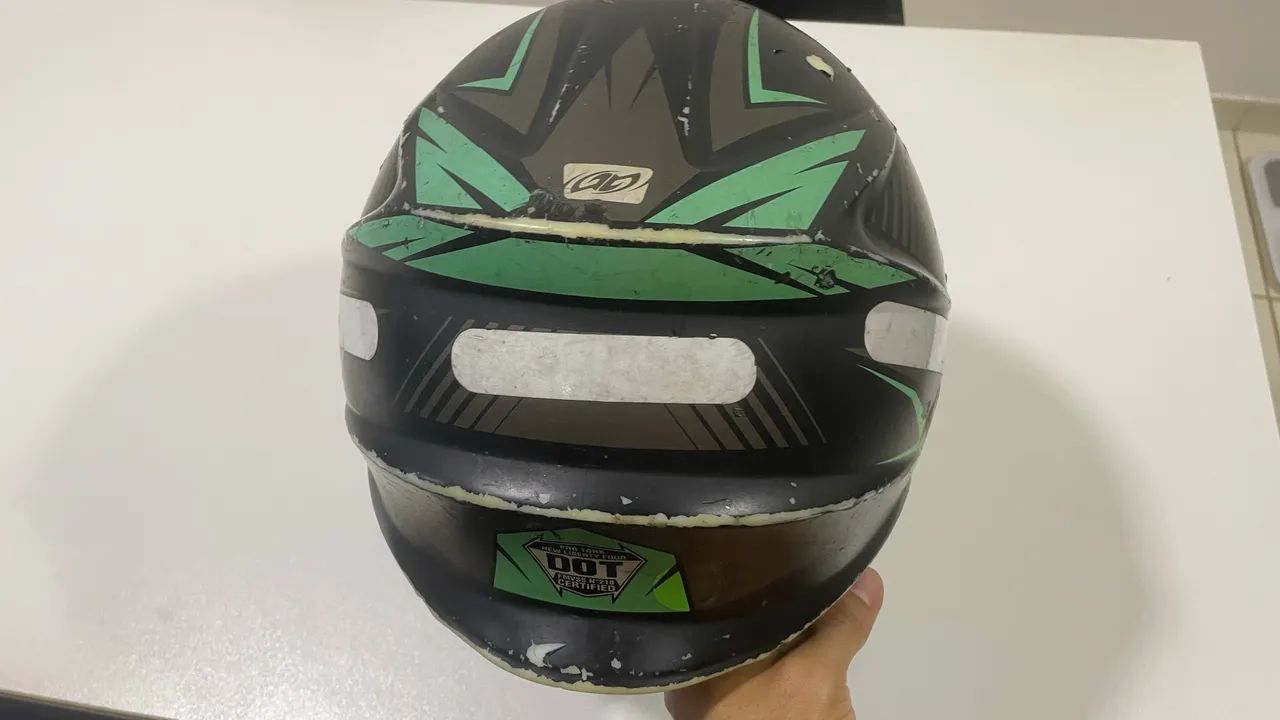 Capacete preto/verde Tork - Foto 3