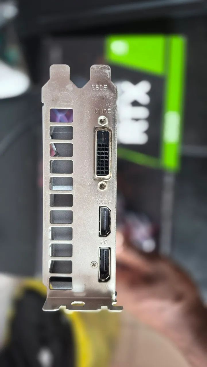 GEFORCE RTX3050 INNO3D TWINX2 8GB 128bit - Foto 3