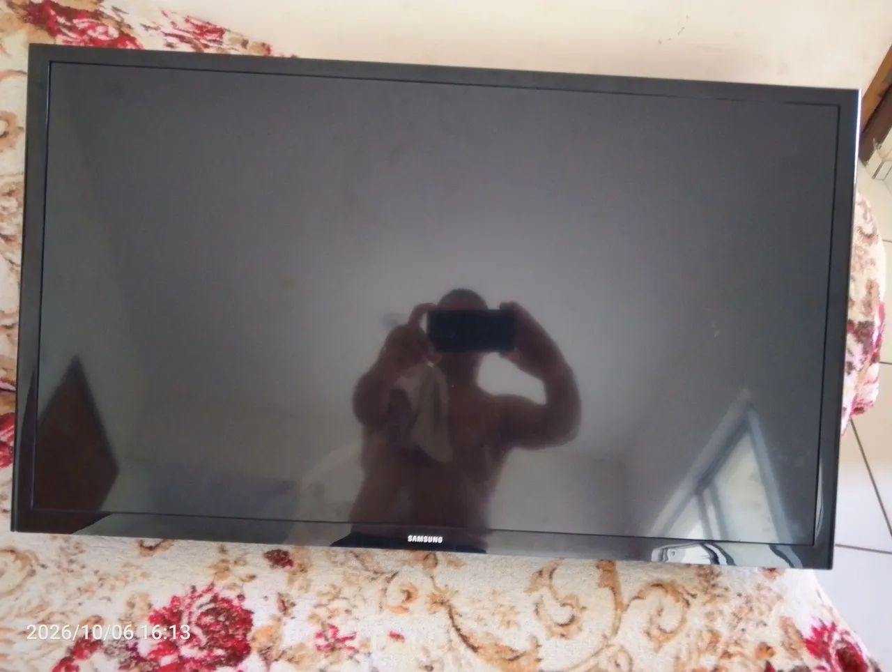 Vende- se uma tv 32 polegadas 