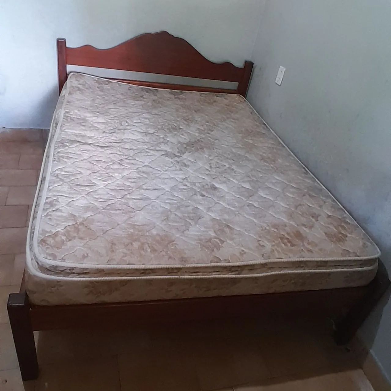 Cama de Casal com Colchão - Foto 2