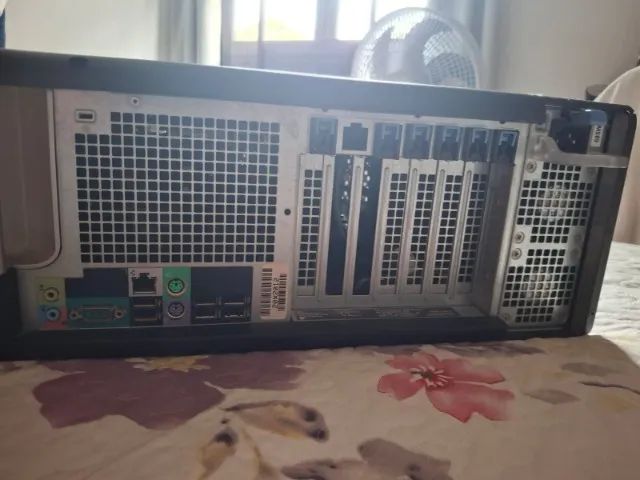 Servidor Dell Precision T3610 - Foto 2