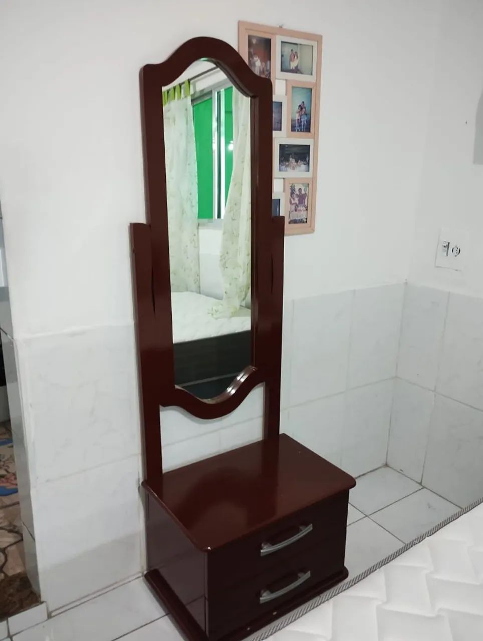 Criado mudo com espelho  - Foto 2