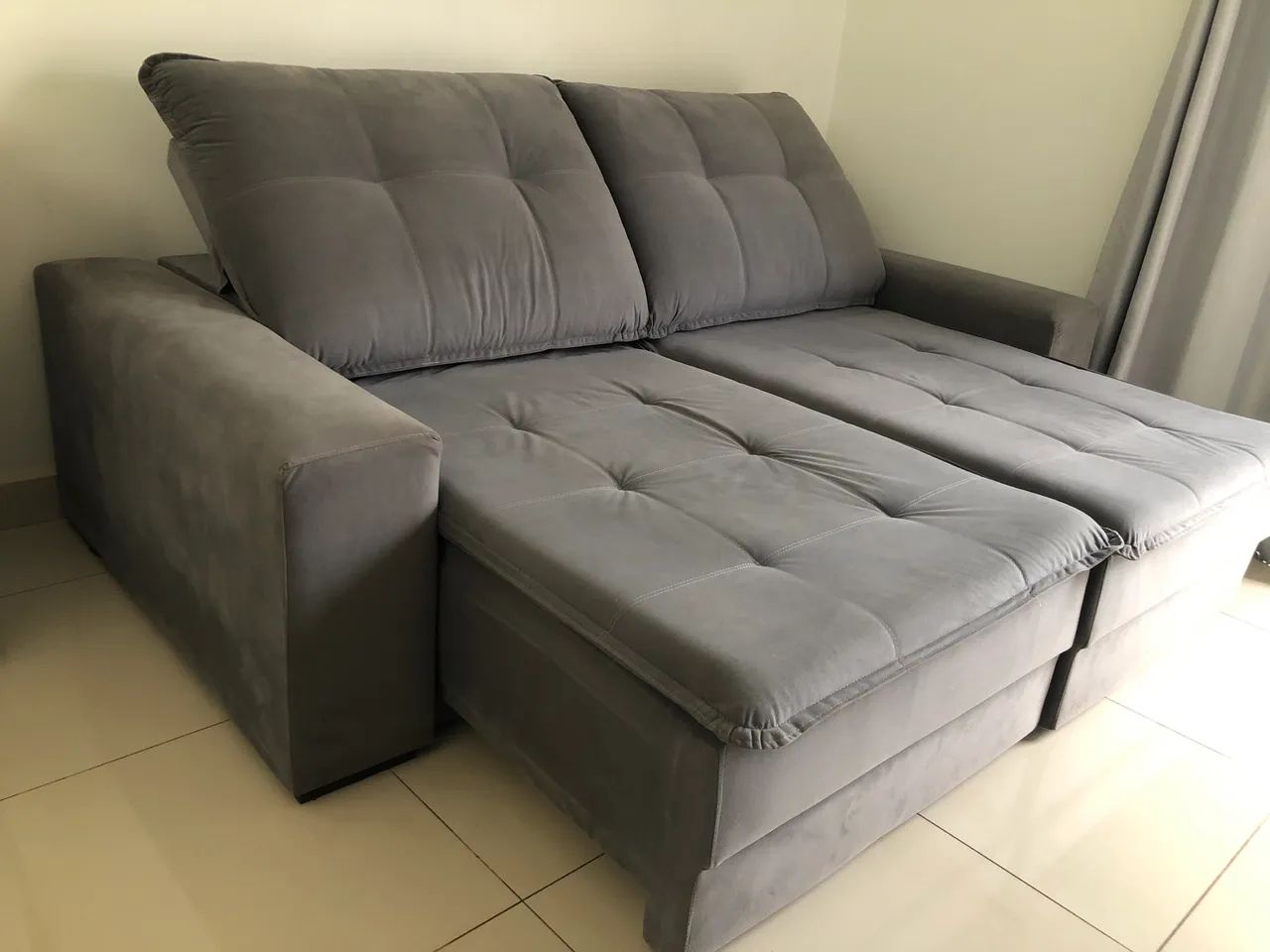 Sofá retratil e reclinavel 