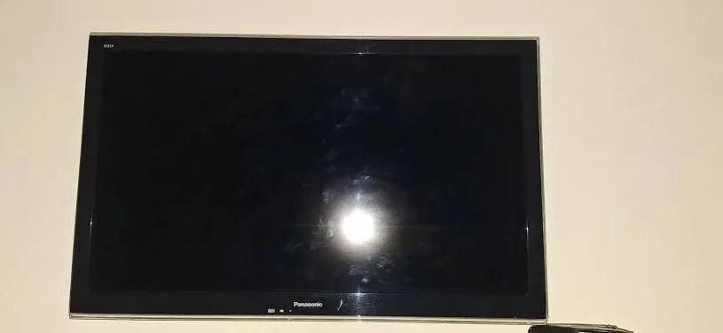 TV Panasonic L32x5b