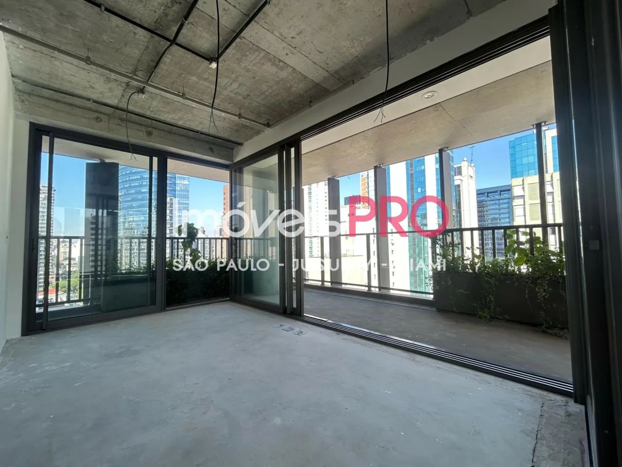 209 m² com natureza e sofisticação no Itaim Bibi | 3 suítes, 3 vagas e depósito - Foto 4