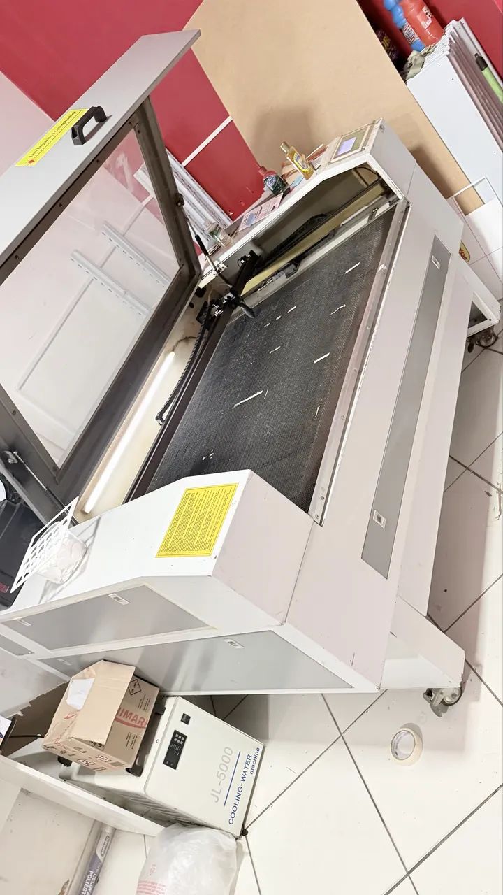 Máquina corte laser 13x90