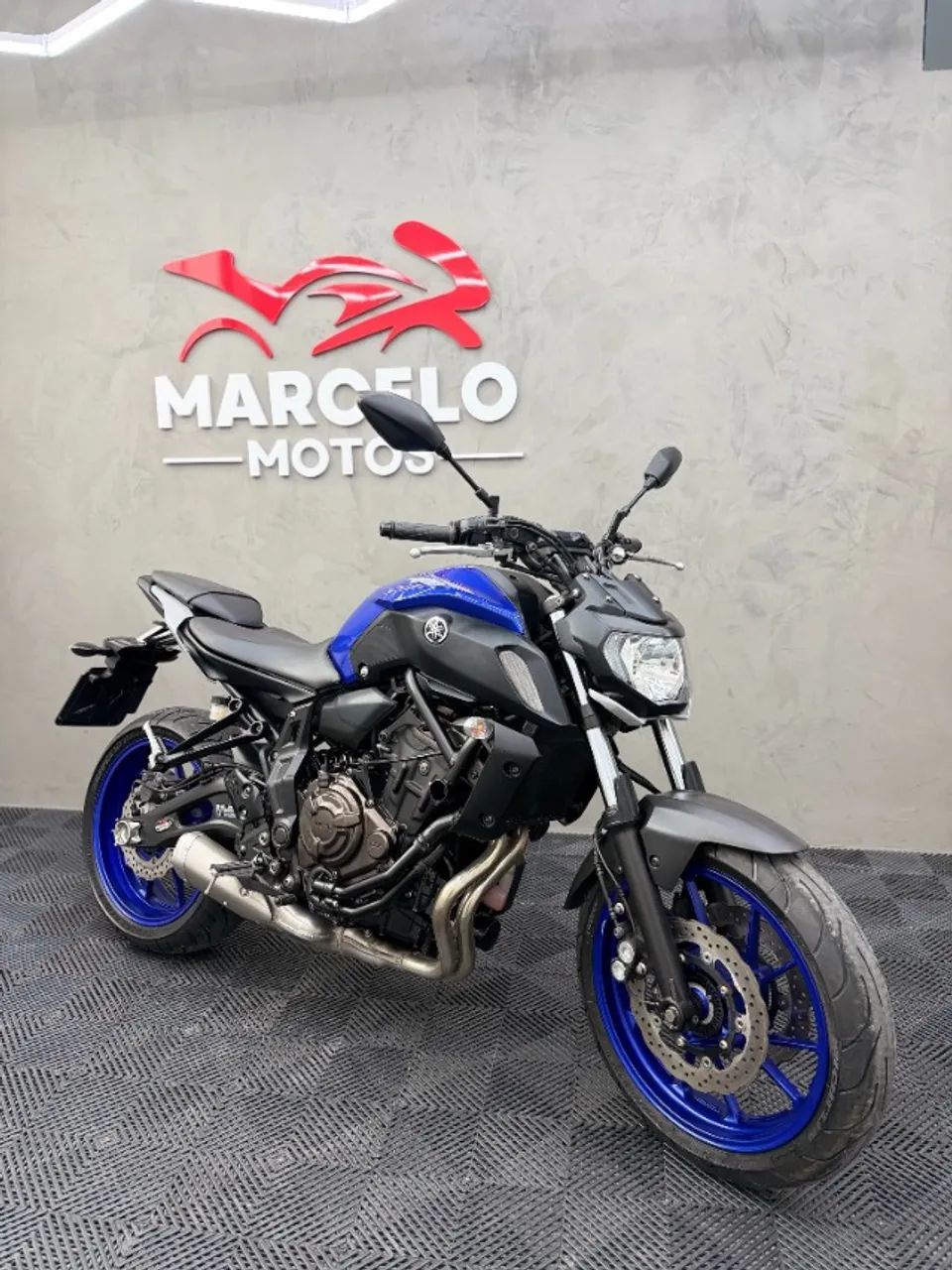 YAMAHA MT-07 2022
