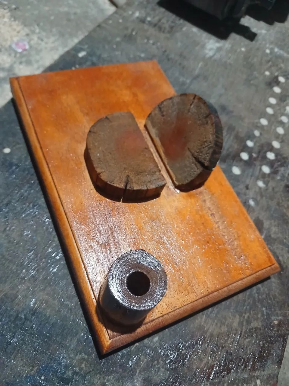 Suporte para celular em madeira - Foto 4