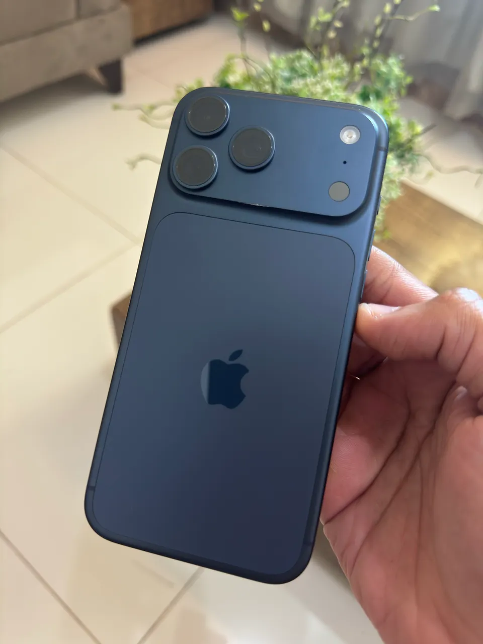 IPhone 16 Pro Max 256Gb bateria 93% Novo sem marcas de uso 4200
