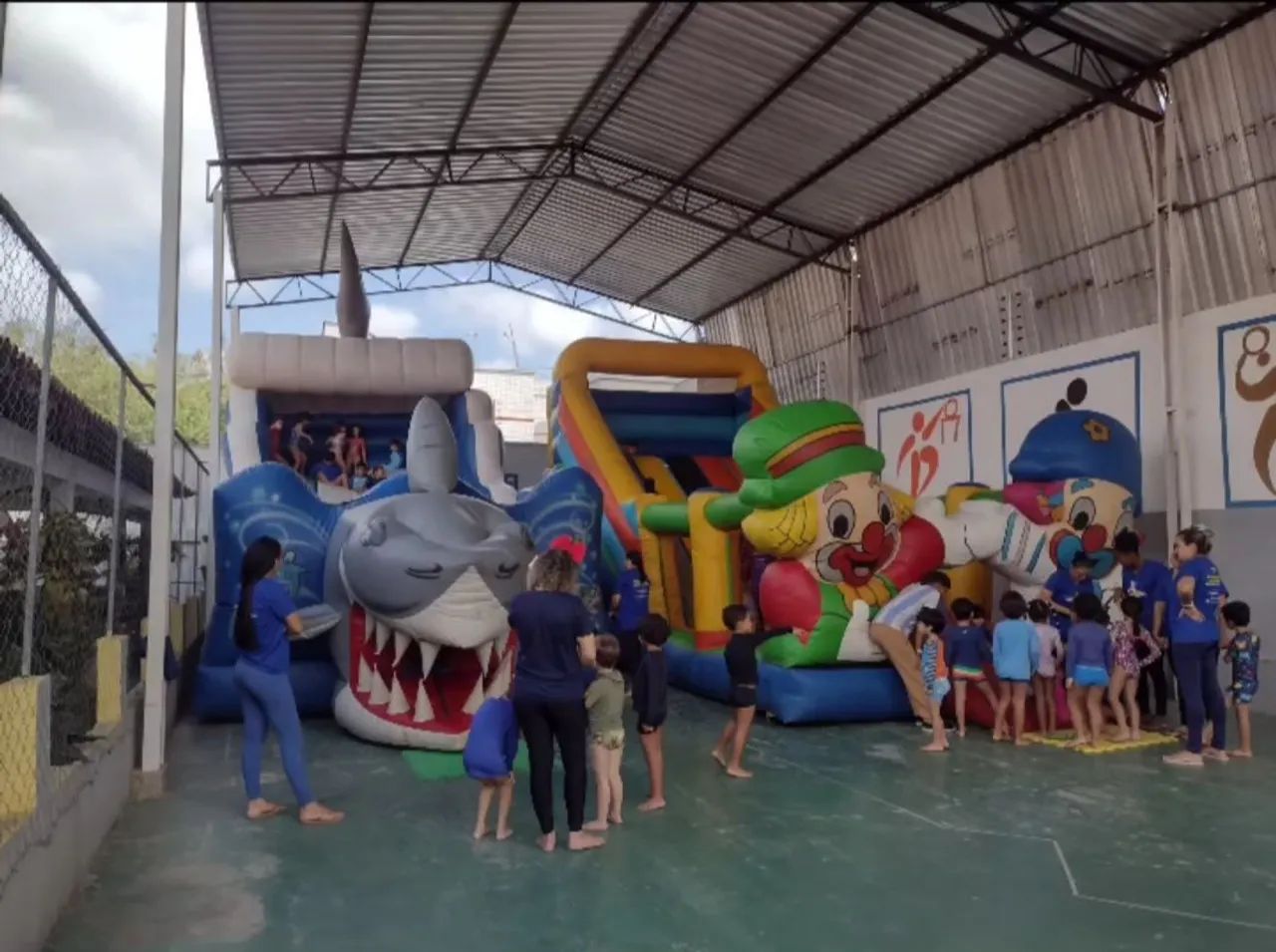Carrinho de Pipoca, Carrinho de Algodão doce e brinquedos infláveis. - Foto 4