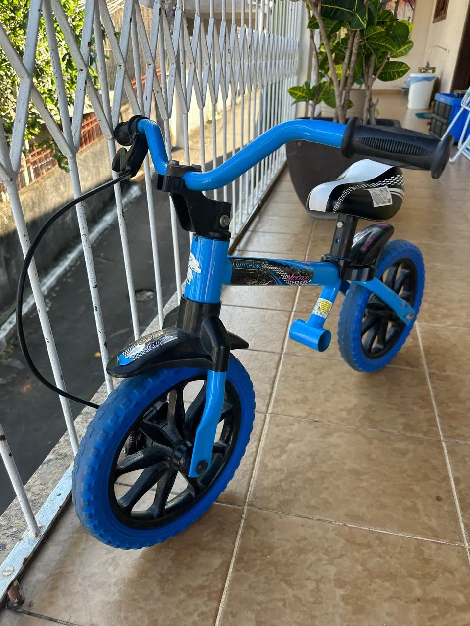 Bicicleta de equilíbrio menino - Foto 2