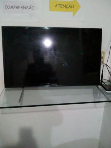 Vendo tv Panasonic para retirada de peças valor R$ 130