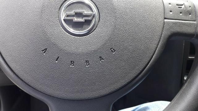 Gm - Chevrolet Corsa - Foto 16