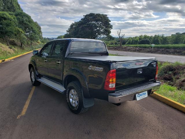 Toyota Hilux SRV 3.0D4-D - Foto 4