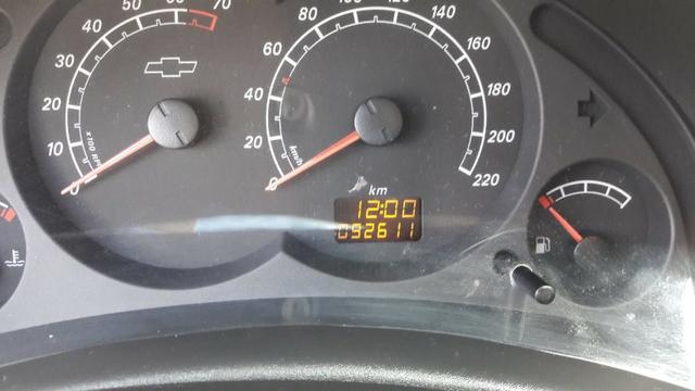 Gm - Chevrolet Corsa - Foto 12