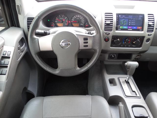 Nissan Frontier SEL_2.5TDI(171CV)_AUT._4X4_ExtrANovA_LacradAOriginaL_REvisaDA_Placa A_ - Foto 9