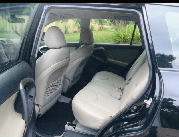 Toyota RAV4 2011 - Foto 8