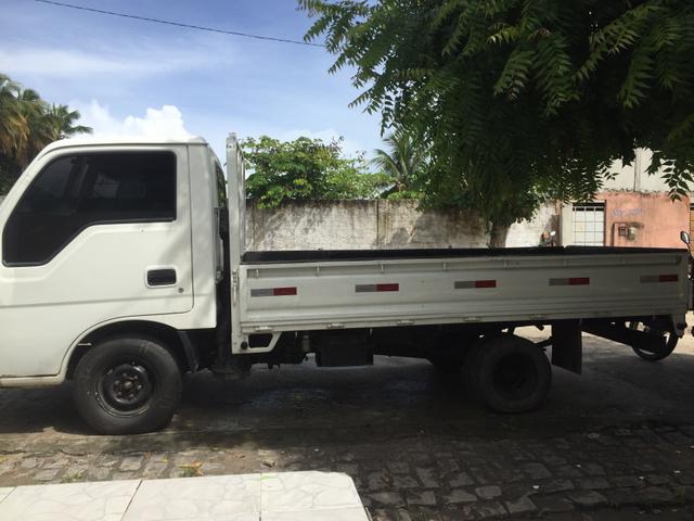 Vendo caminhãozinho