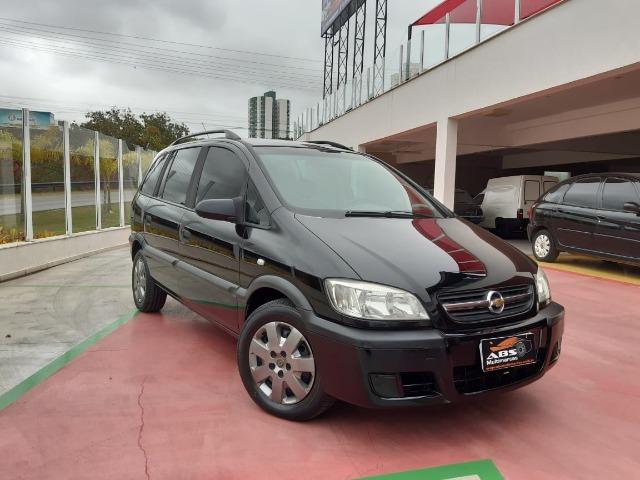 ** - Zafira 2011 Expression - Pago ATÉ tabela no Usado - Completo - 7 Lugares