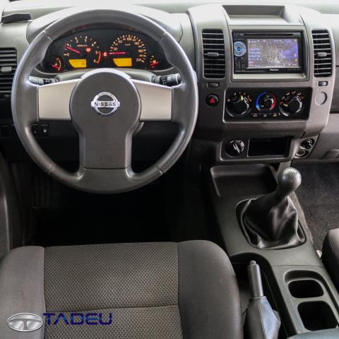 NISSAN FRONTIER 2012/2013 2.5 XE 4X4 CD TURBO ELETRONIC DIESEL 4P MANUAL - Foto 5