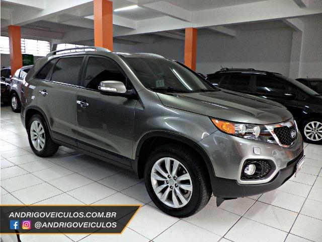 Kia Motors - Sorento 3.5 + Teto Solar
