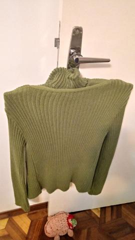 Blusa e casaco de linha verde - Foto 4