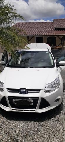 Focus Titaniun 15/15 51.000km