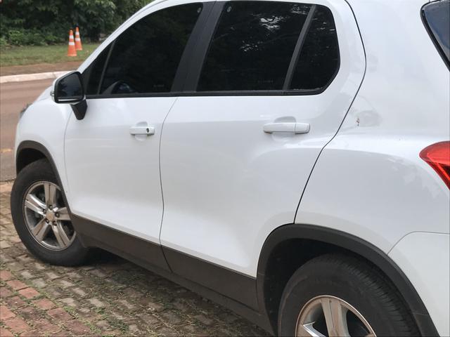 Vendo Tracker LT turbo pouco rodado, novo e muito abaixo da tabela Fipe. - Foto 4